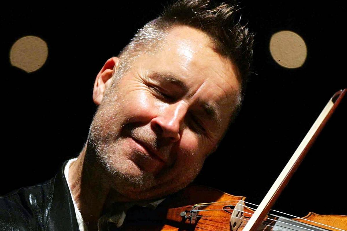 Nigel Kennedy37